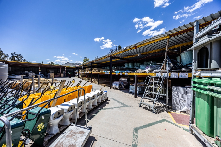 To Let commercial Property for Rent in Komani Park Eastern Cape